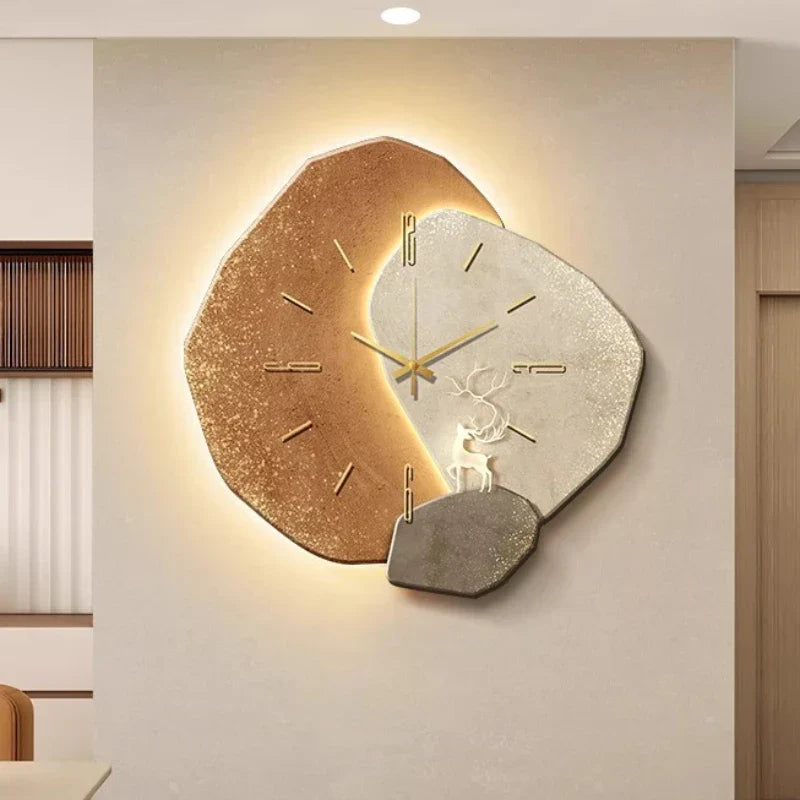 Skandinavisk Lyx Väggklocka – Modern Design med LED-belysning